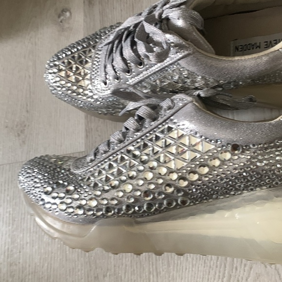 Steve Madden Carissa rhinestone sneaker shimmer sparkly lace up platform size 10 - Picture 3 of 14